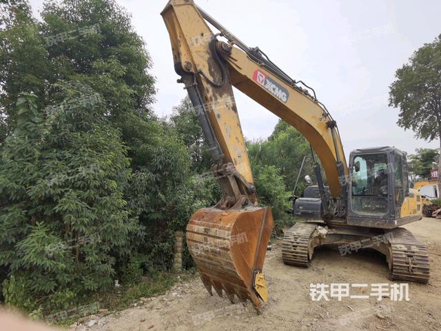 徐工XE200DA挖掘机