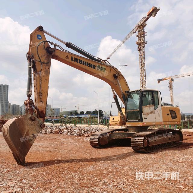 利勃海尔R924 LC挖掘机