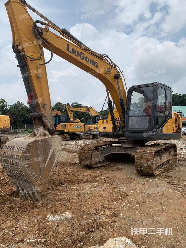 柳工CLG913E挖掘机