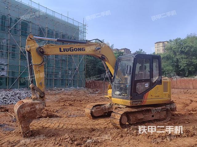 柳工CLG9075E挖掘机