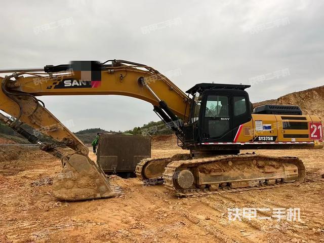 三一重工SY375H挖掘机