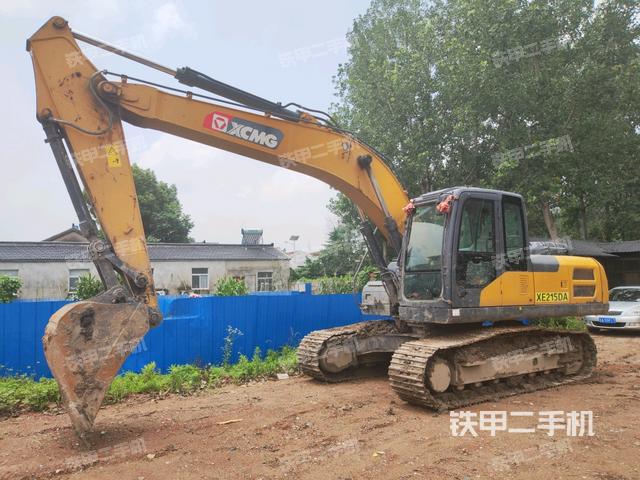 徐工XE200DA挖掘机