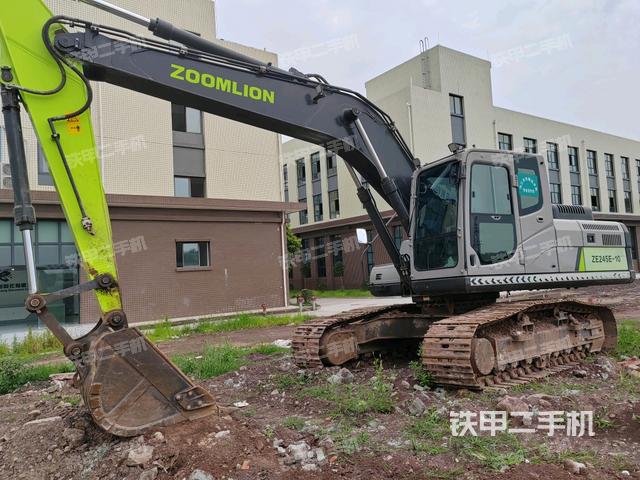 中联重科ZE215E-10挖掘机