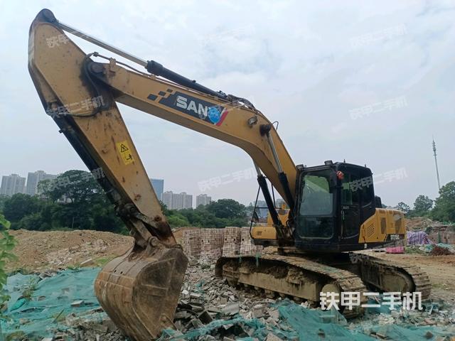 三一重工SY205C挖掘机