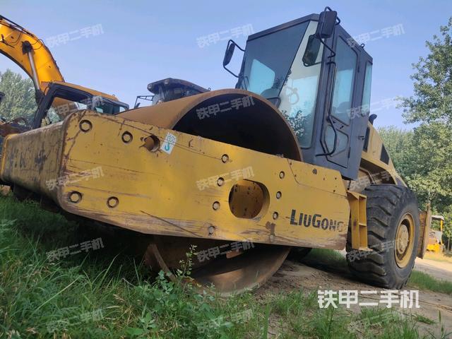 柳工CLG622压路机