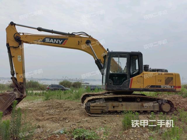三一重工SY215C挖掘机