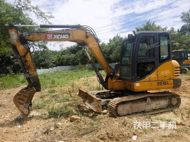 徐工XE60DA挖掘机