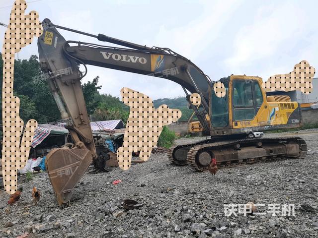 沃尔沃EC210B挖掘机