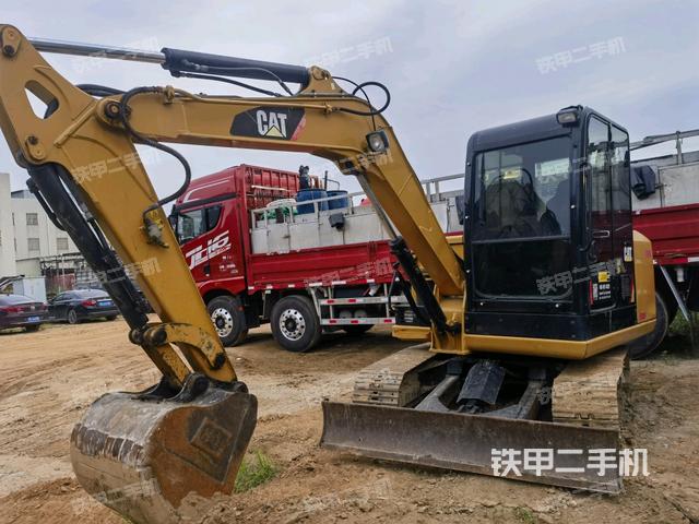 卡特彼勒CAT®305.5E2 小型液压挖掘机