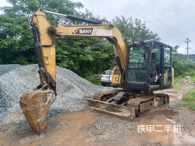 三一重工SY65C挖掘机