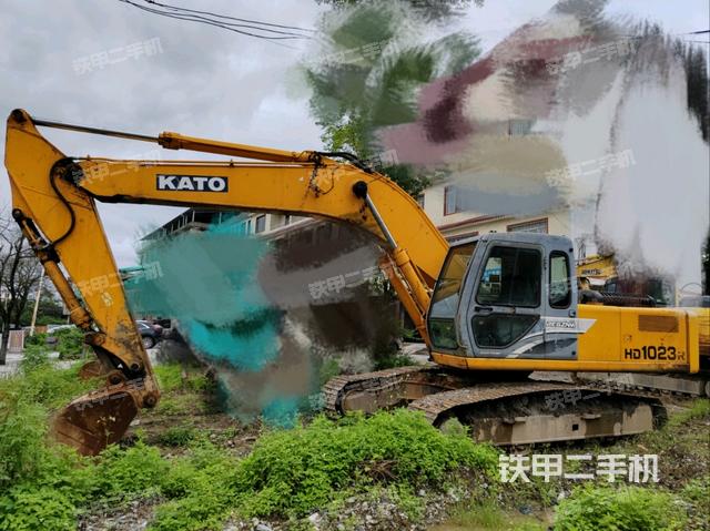 加藤HD1023R挖掘机
