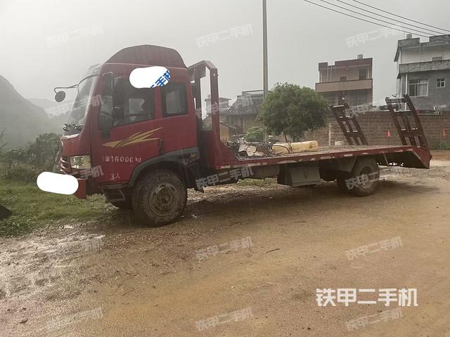 一汽解放4X2平板运输车