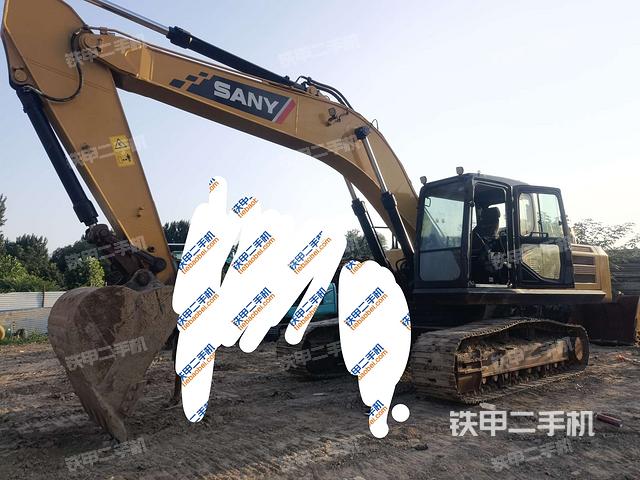 三一重工SY245H挖掘机