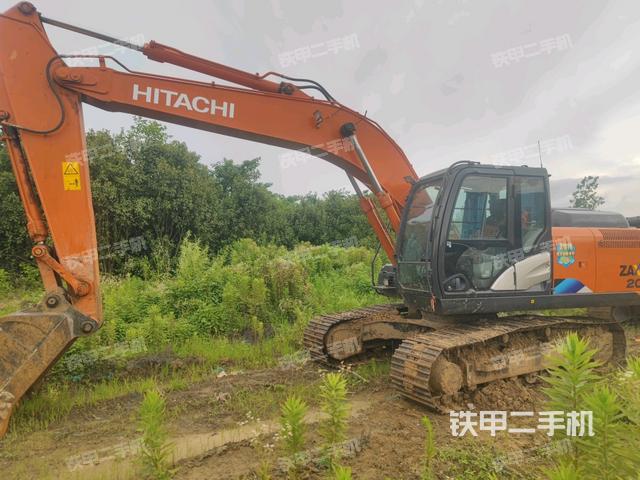 日立ZX200-5A挖掘机