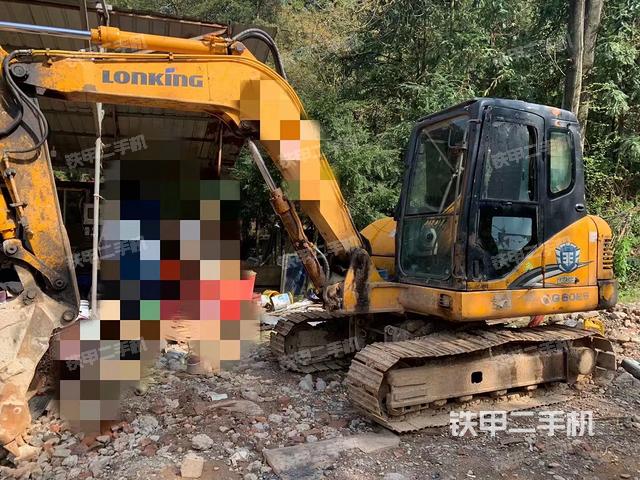 龙工LG6085挖掘机
