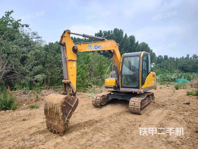 徐工XE85D挖掘机