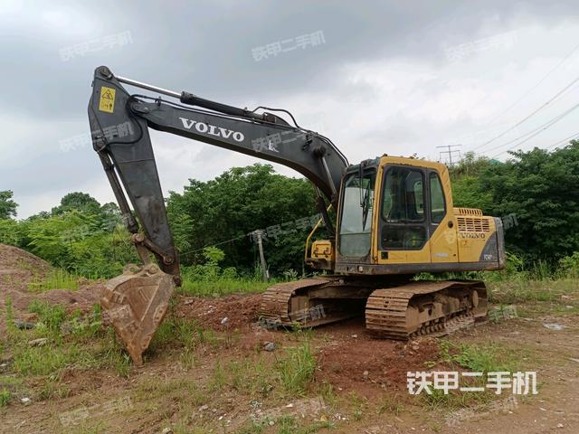 沃尔沃EC140BLC挖掘机