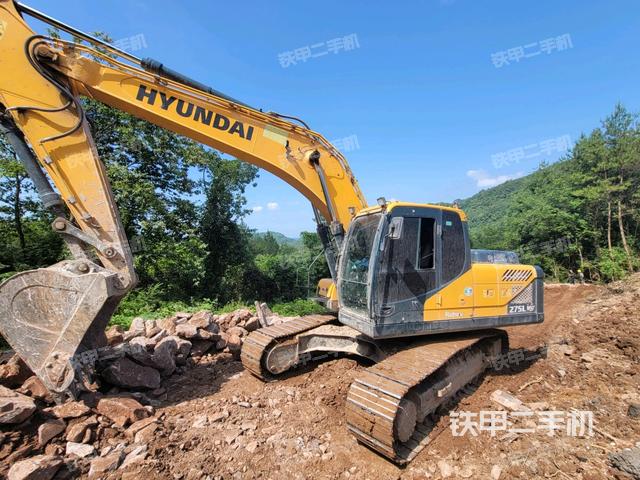 现代R225LVS挖掘机