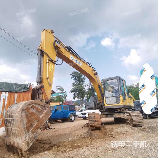 徐工XE135B挖掘机