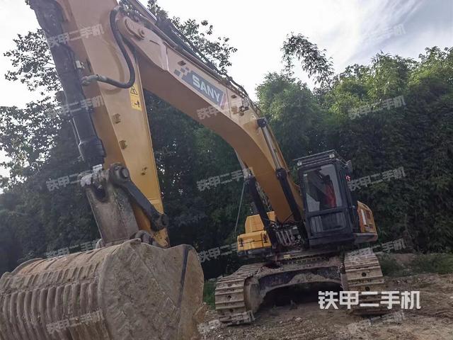 三一重工SY375H挖掘机