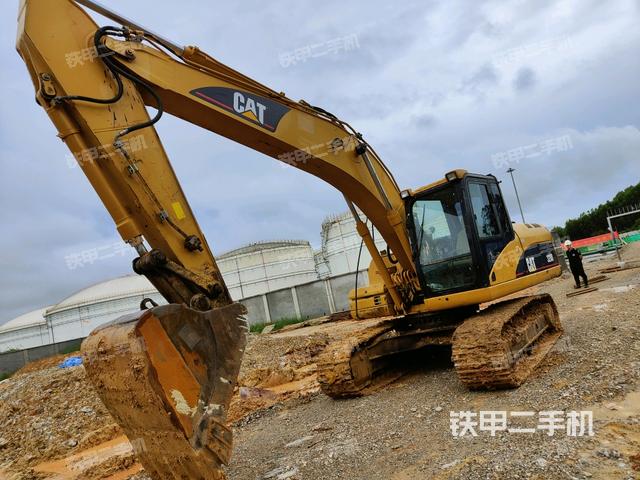 卡特彼勒320D液压挖掘机