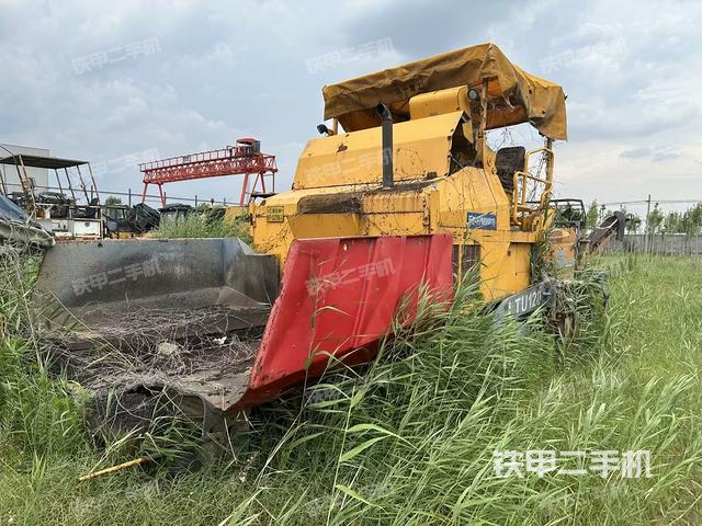 三一重工LTU120C沥青摊铺机