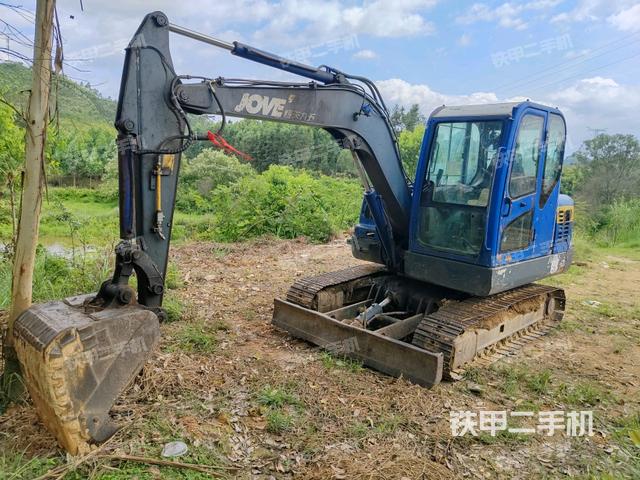 恒天九五JV75C挖掘机