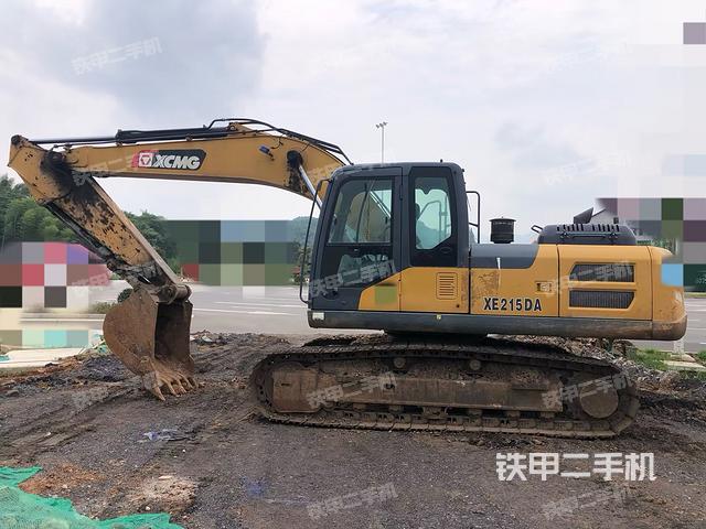 徐工XE200DA挖掘机