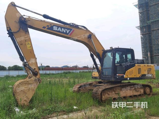 三一重工SY205C挖掘机