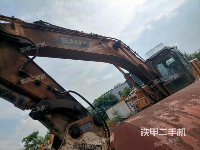 三一重工SY465H挖掘机