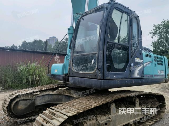 神钢SK250-8挖掘机