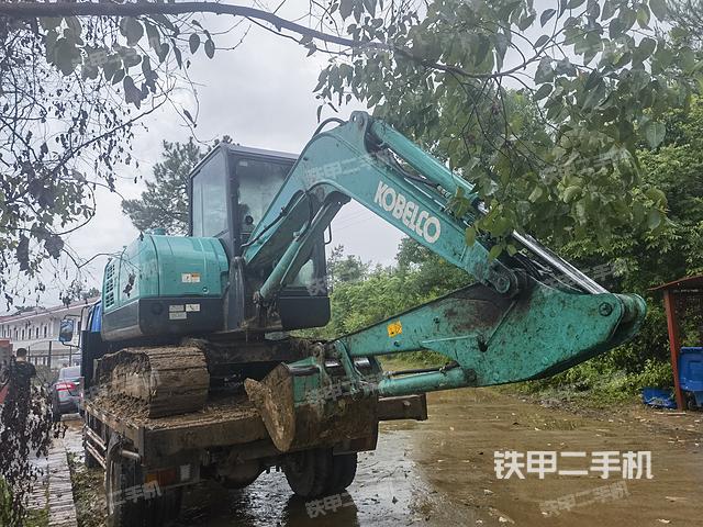 神钢SK60-10挖掘机