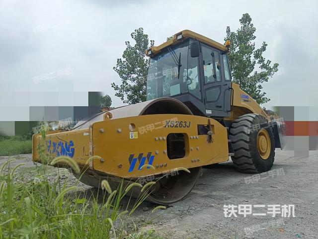徐工XS263J压路机