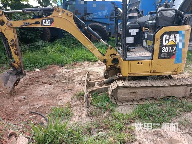 卡特彼勒CAT®301.7 CR 微型液压挖掘机