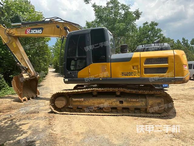 徐工XE200D挖掘机