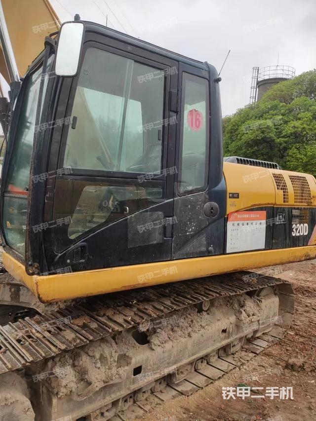 卡特彼勒320D液压挖掘机