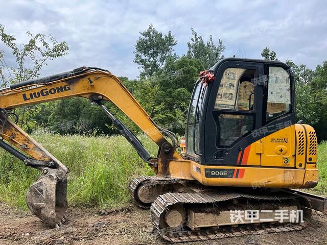 柳工CLG9055E挖掘机