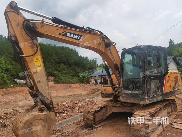 三一重工SY125C挖掘机
