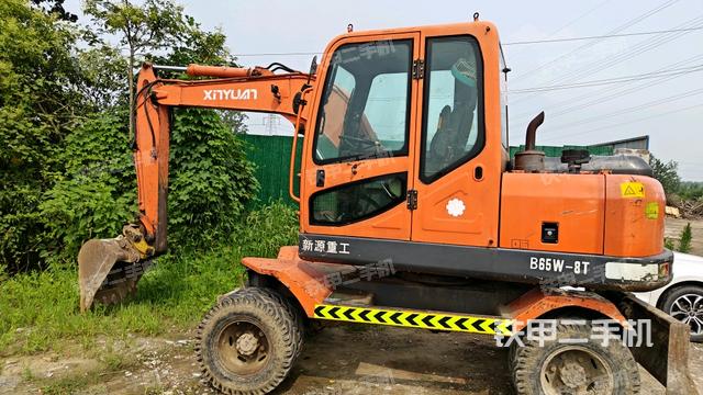 新源XYB65W-8挖掘机