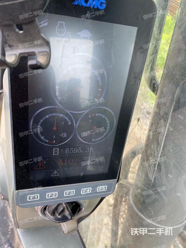 徐工XE200DC挖掘机