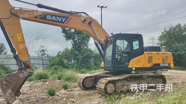 三一重工SY205C挖掘机