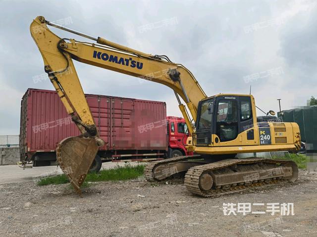 小松PC240LC-8M0挖掘机