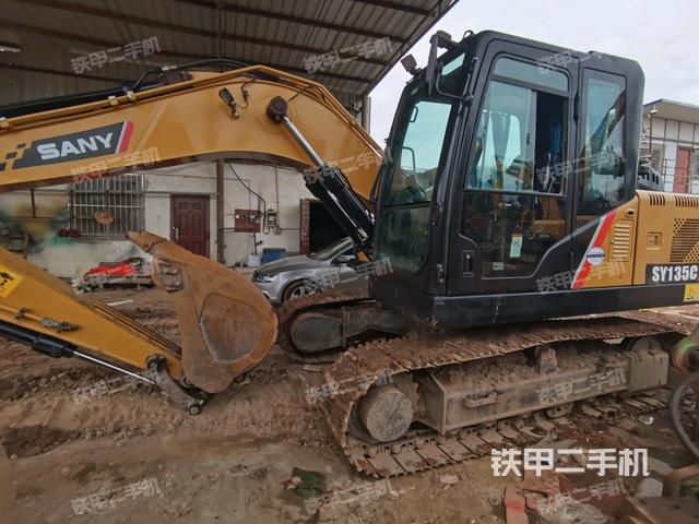 三一重工SY125C挖掘机