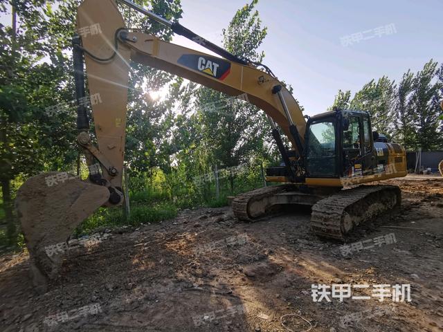 卡特彼勒CAT®326D2 L 液压挖掘机
