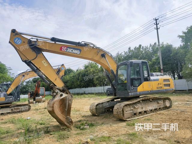 徐工XE205DA挖掘机
