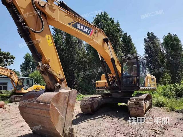 三一重工SY365H挖掘机