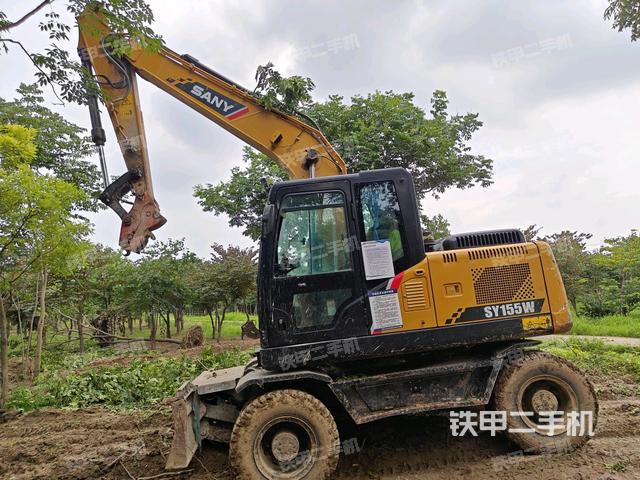 三一重工SY155W挖掘机