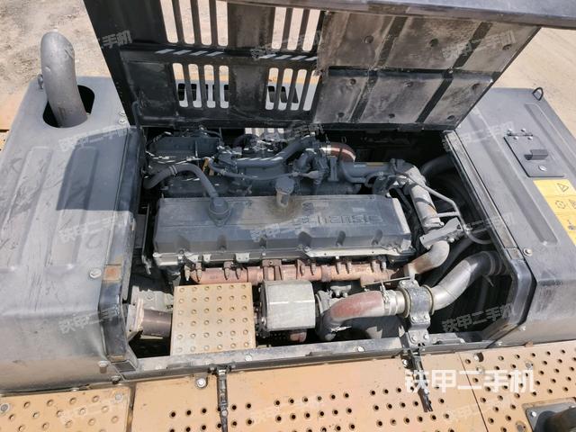 发动机整体俯视（整机外观）