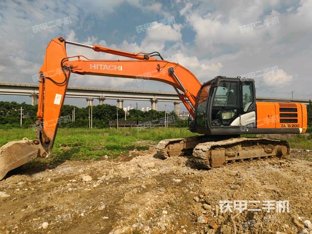 日立ZX200-5G挖掘机