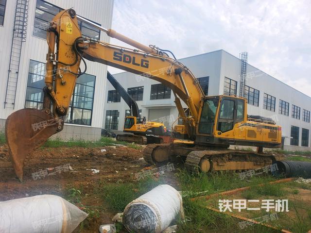 山东临工E6360F挖掘机